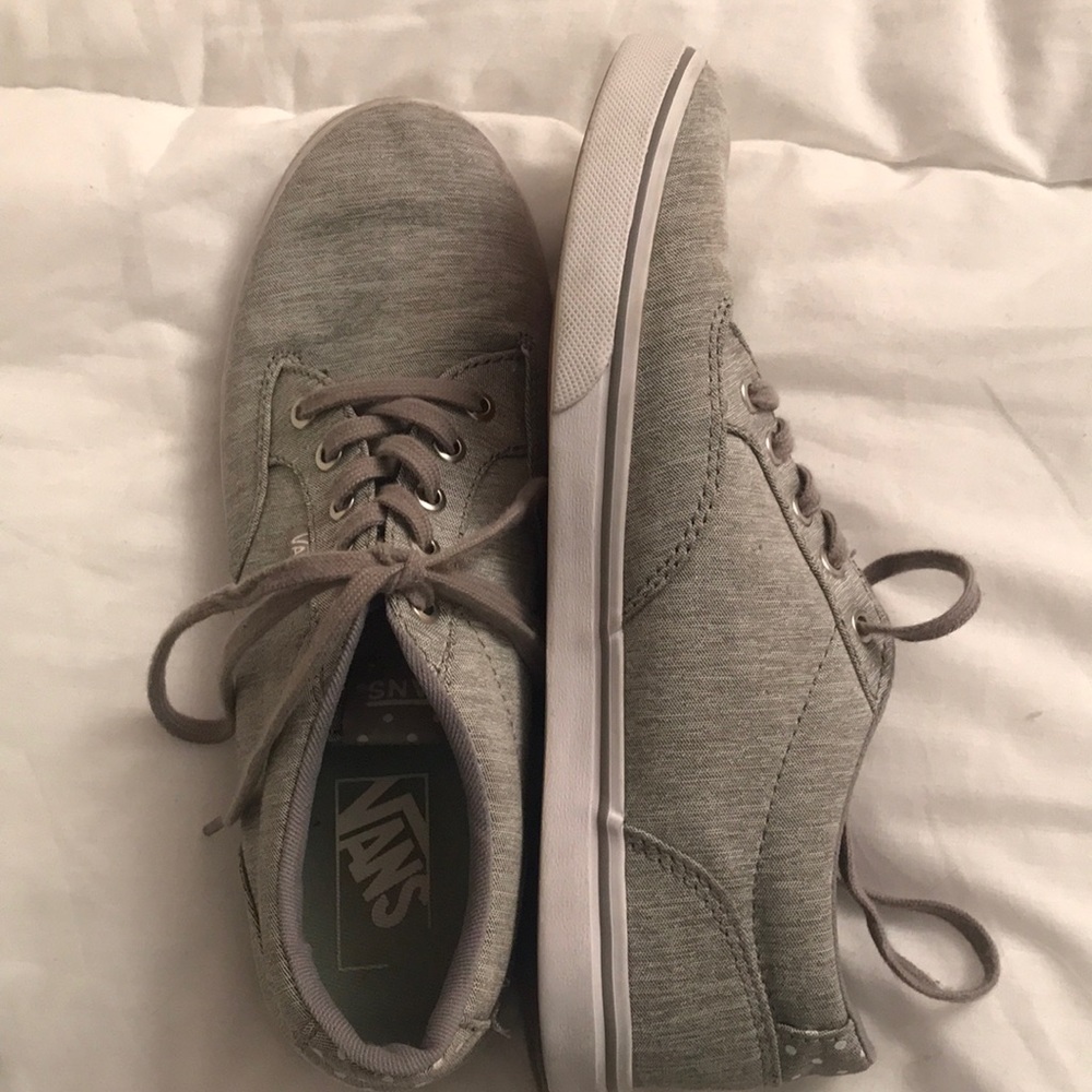 Vans - Picture 1 of 2